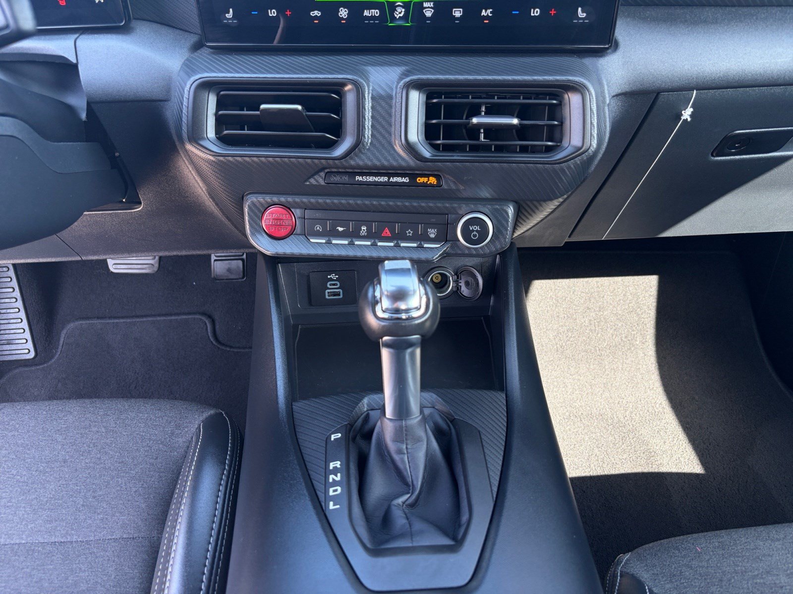 Certified 2024 Ford Mustang Coupe RWD image 18