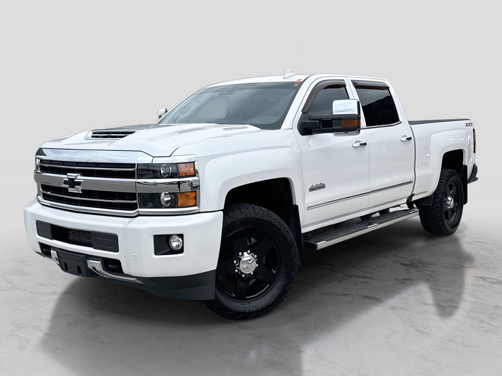 Used 2019 Chevrolet Silverado 2500 High Country image 1