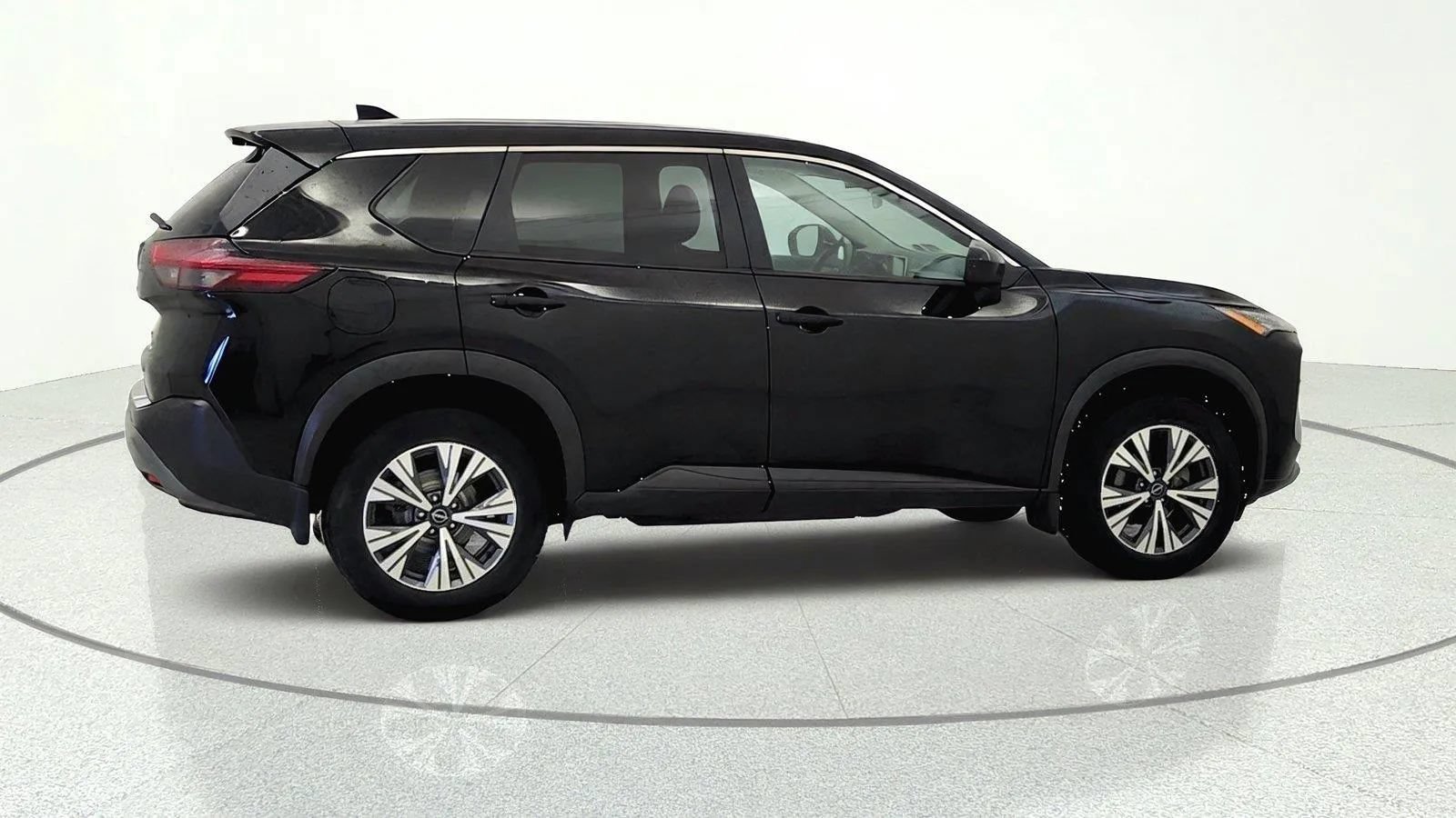 Used 2023 Nissan Rogue SV AWD/4WD image 6