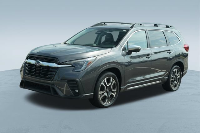 Used 2023 Subaru Ascent Limited w/ Technology Package AWD/4WD image 3