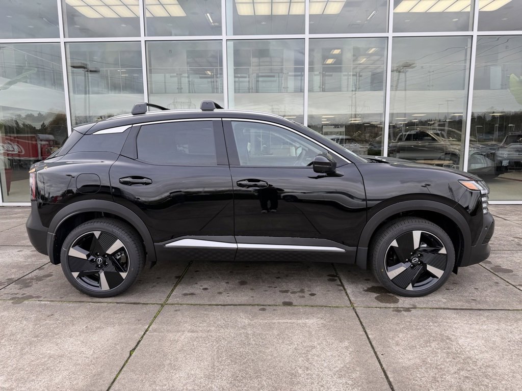 New 2026 Nissan Kicks SR w/ Cold Weather Package image 12