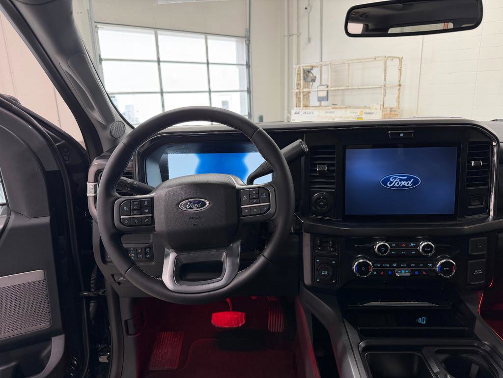 New 2026 Ford F250 Lariat w/ Black Appearance Package image 24