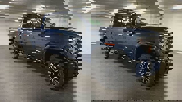 New 2026 GMC Sierra 2500 Denali Ultimate image 2