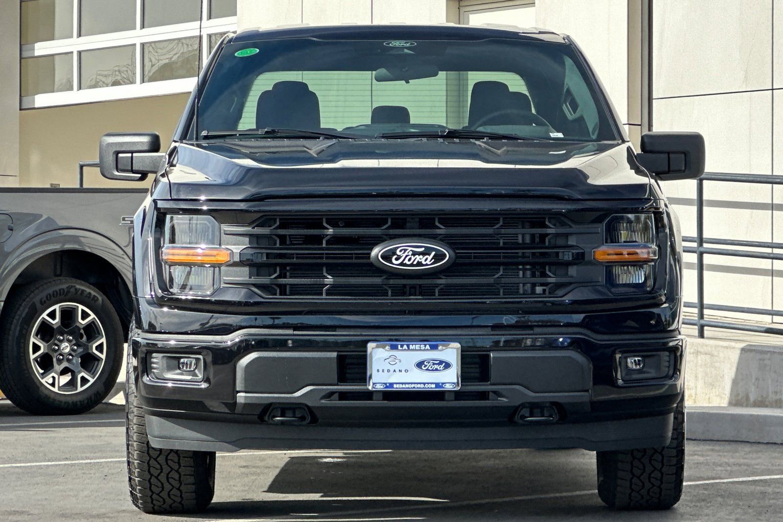 New 2026 Ford F150 XLT w/ FX4 Off-Road Package image 8