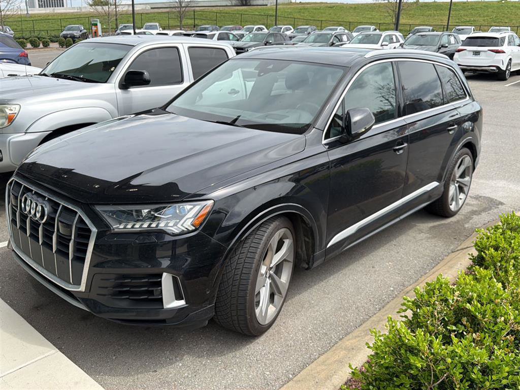 Used 2020 Audi Q7 3.0T Prestige image 3