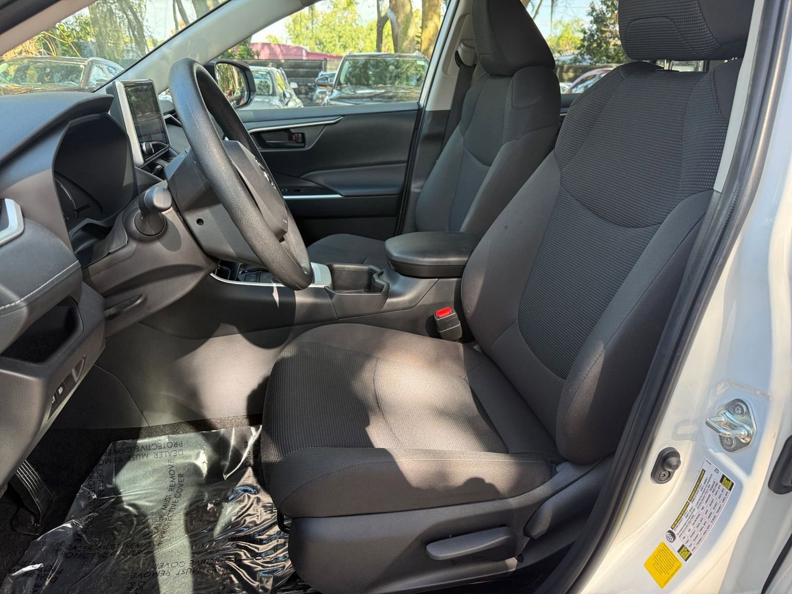 Used 2025 Toyota RAV4 LE image 30