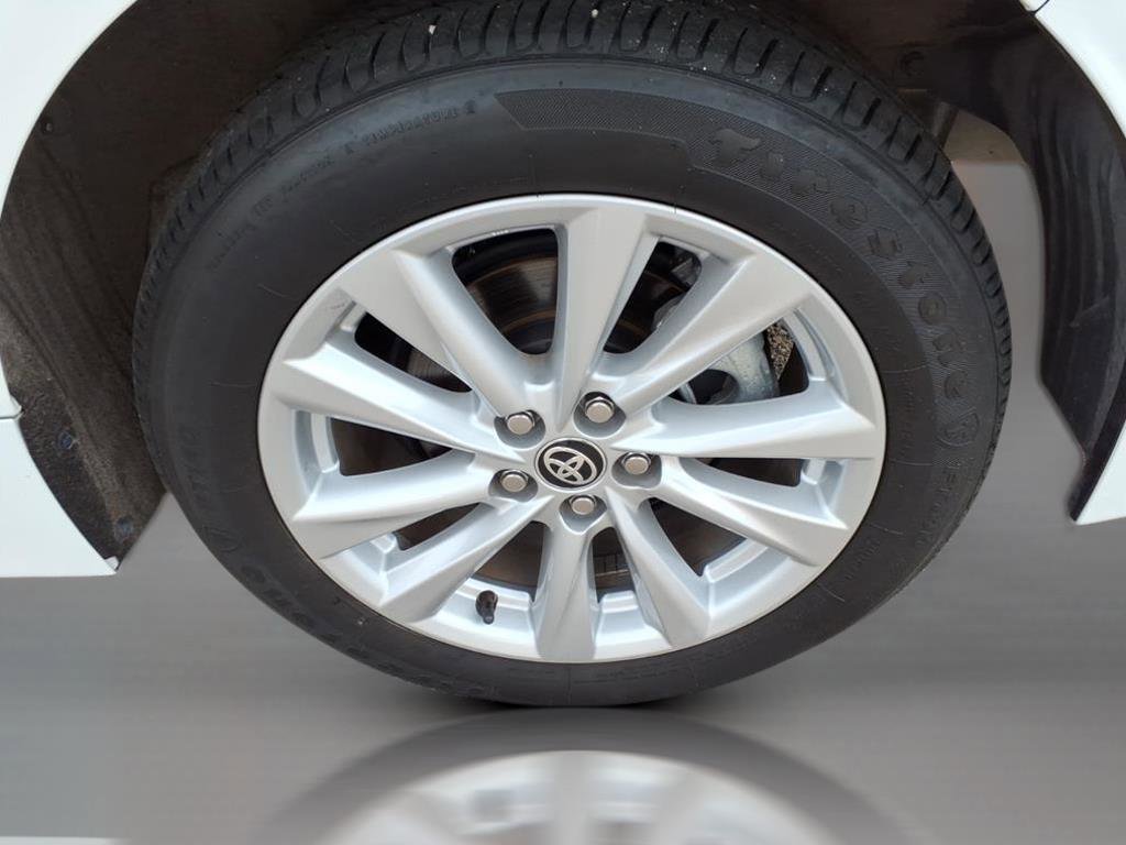 Used 2024 Toyota Corolla LE w/ LE Convenience Package FWD image 7
