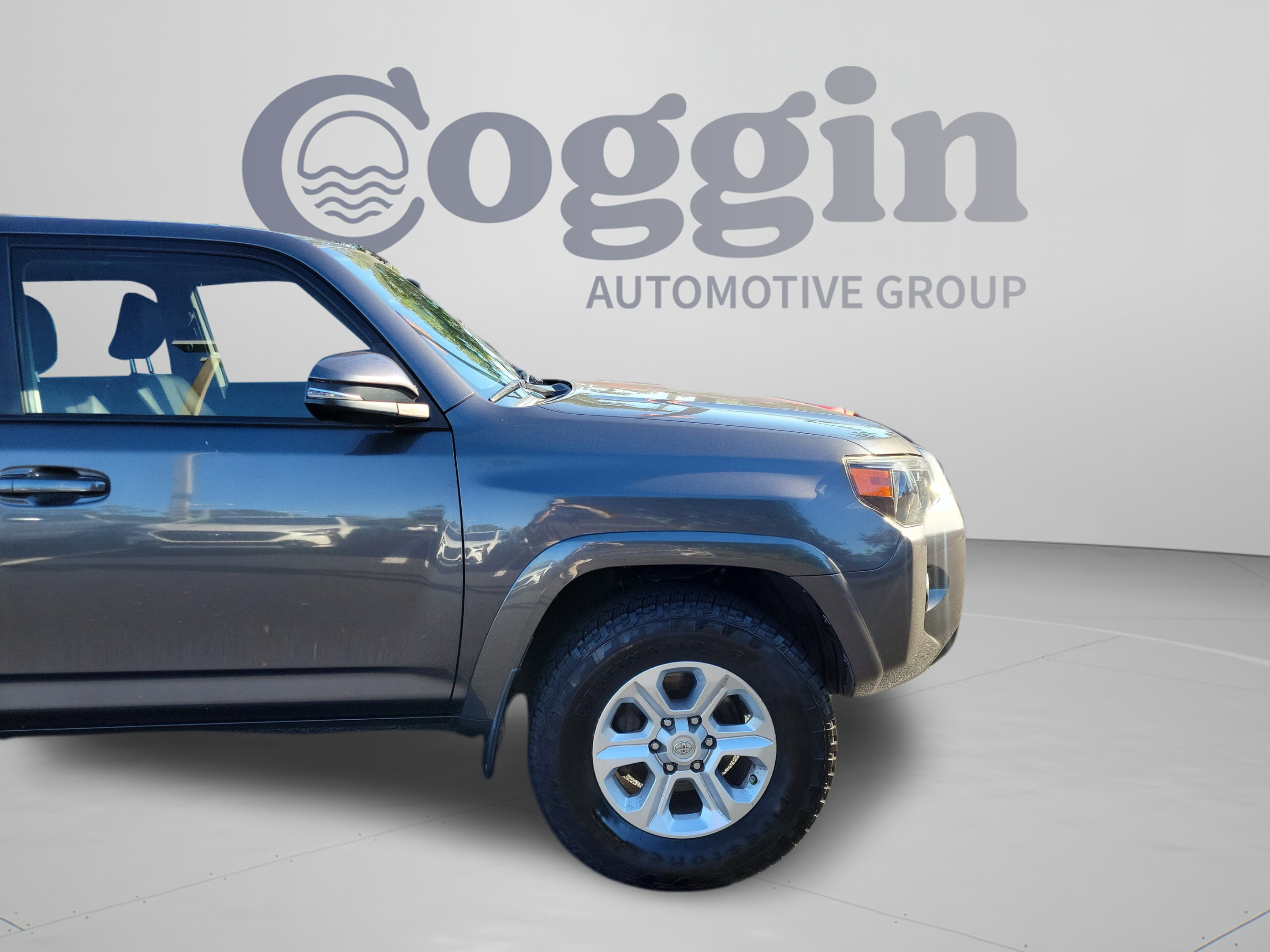 Used 2021 Toyota 4Runner SR5 Premium w/ Moonroof Package AWD/4WD image 33