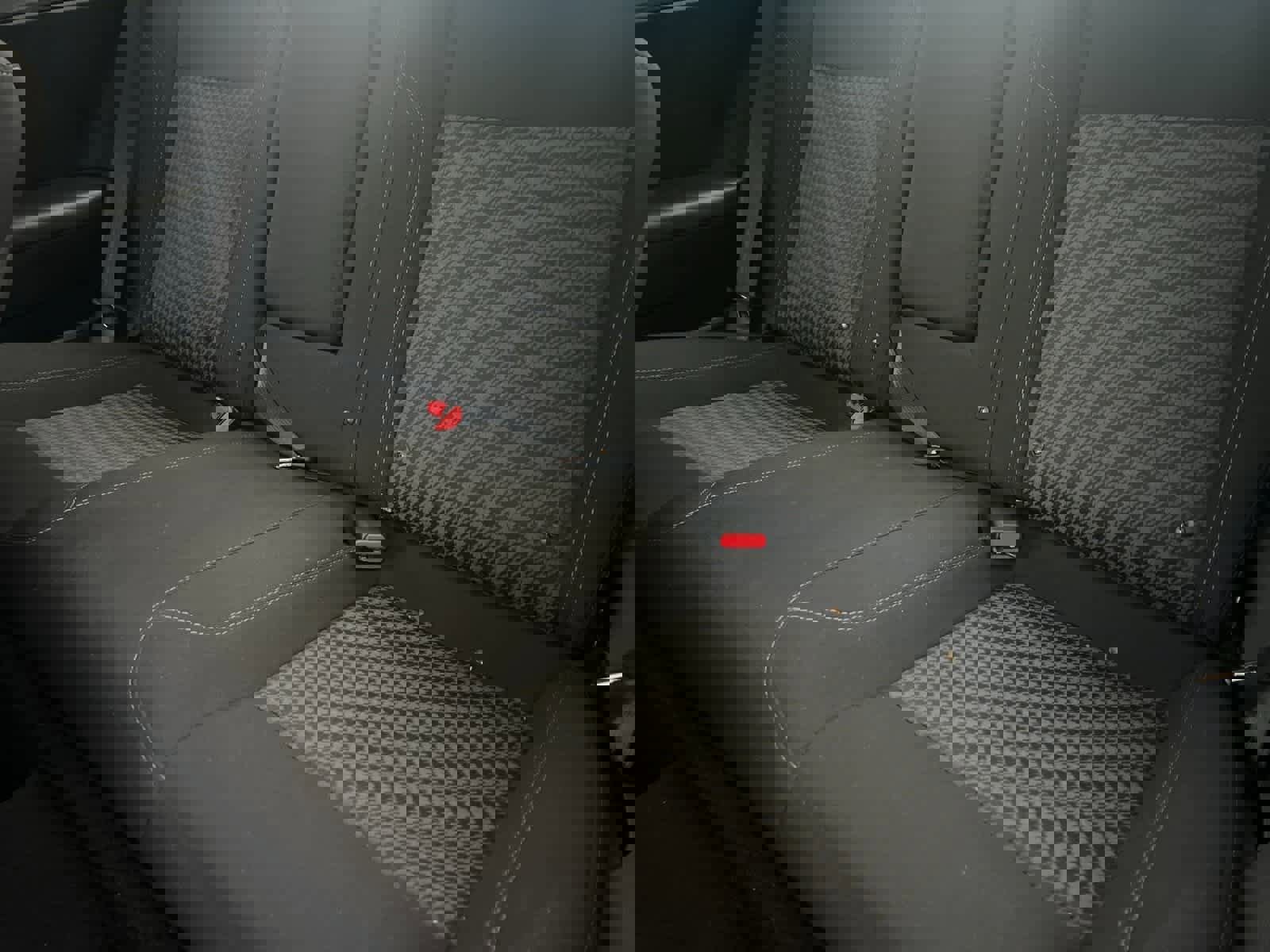 Used 2023 Dodge Challenger SXT w/ Blacktop Package image 5