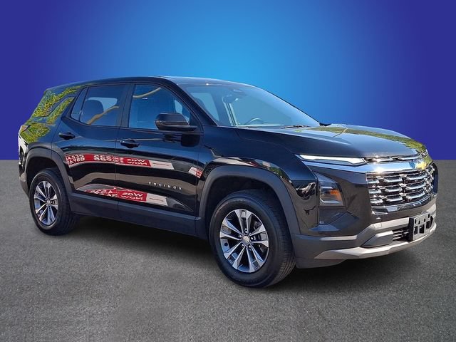 Used 2025 Chevrolet Equinox LT FWD image 3