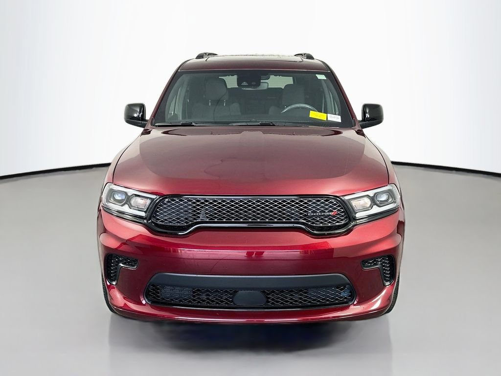 Used 2024 Dodge Durango SXT w/ SXT Blacktop Group AWD/4WD image 2