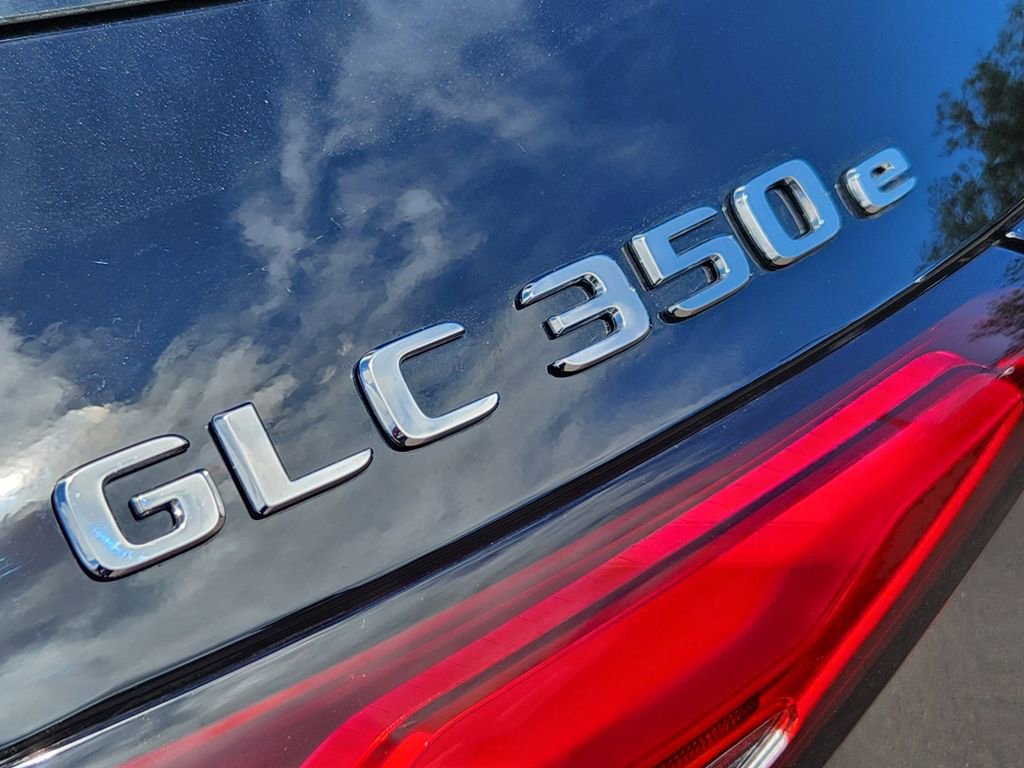 Used 2026 Mercedes-Benz GLC 350e 4MATIC image 11