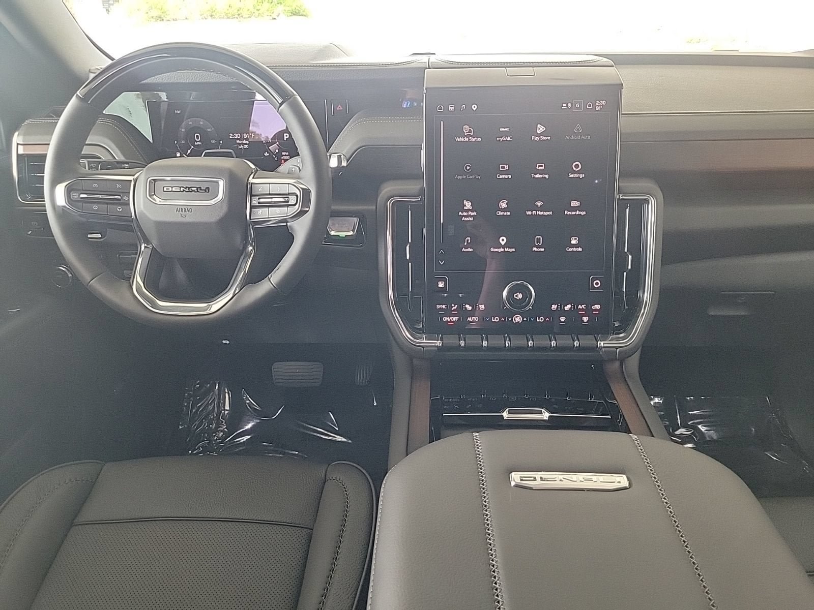 New 2026 GMC Yukon Denali w/ Advanced Technology Package AWD/4WD image 17