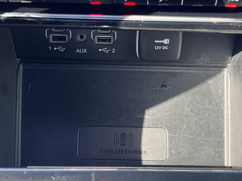 Used 2024 Jeep Grand Cherokee Limited w/ Luxury Tech Group II image 31