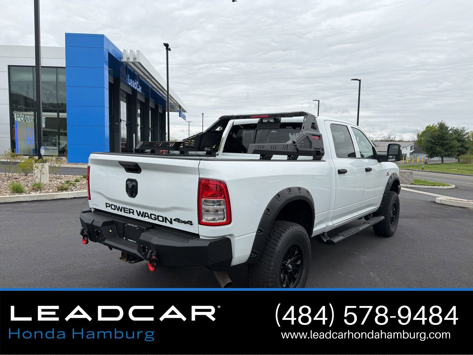 Used 2024 RAM 2500 Tradesman w/ Chrome Appearance Group AWD/4WD image 6