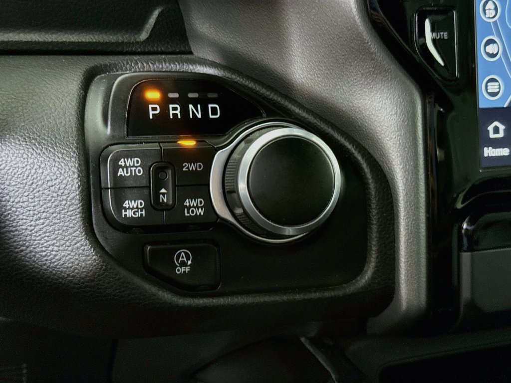 Used 2024 RAM 1500 Big Horn AWD/4WD image 10