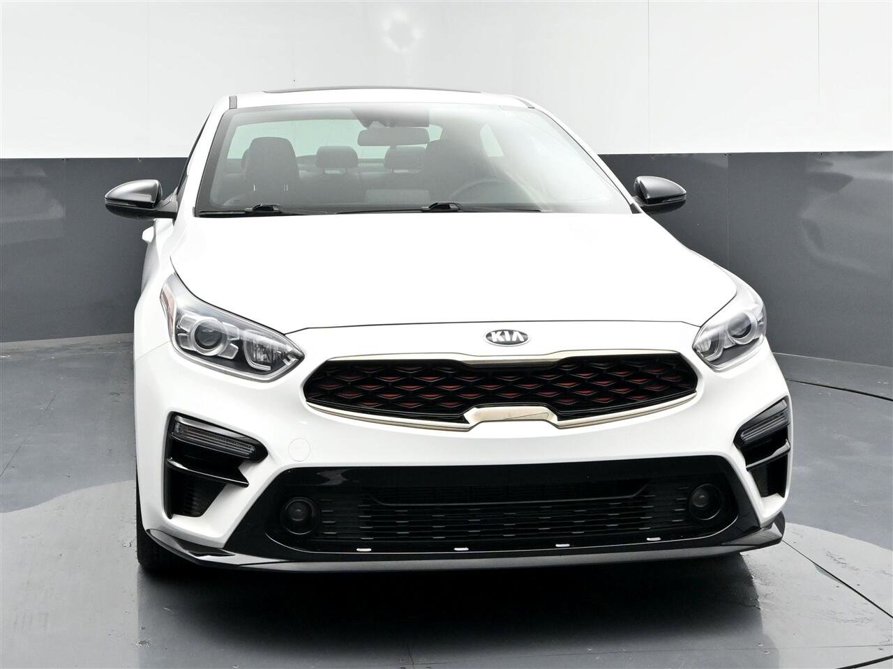 Used 2021 Kia Forte GT-Line w/ GT-Line Premium Package image 2