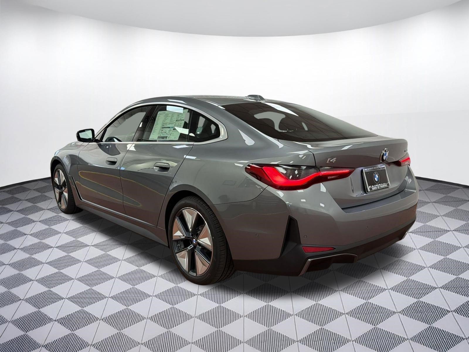 Used 2026 BMW i4 xDrive40i w/ Premium Package AWD/4WD image 3