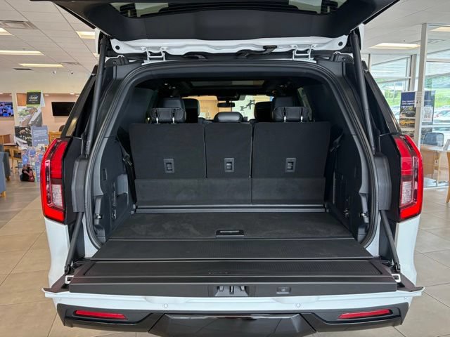 New 2026 Ford Expedition Platinum w/ Stealth Performance Package AWD/4WD image 35