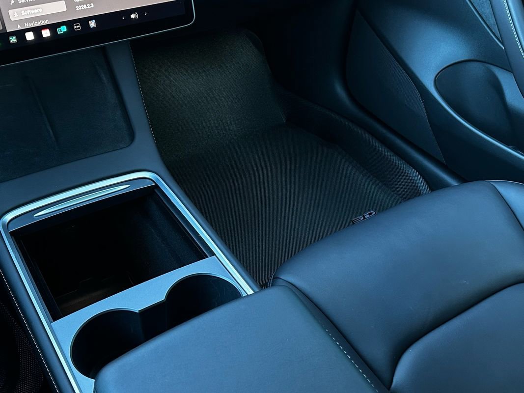 Used 2023 Tesla Model 3 Standard Range image 26