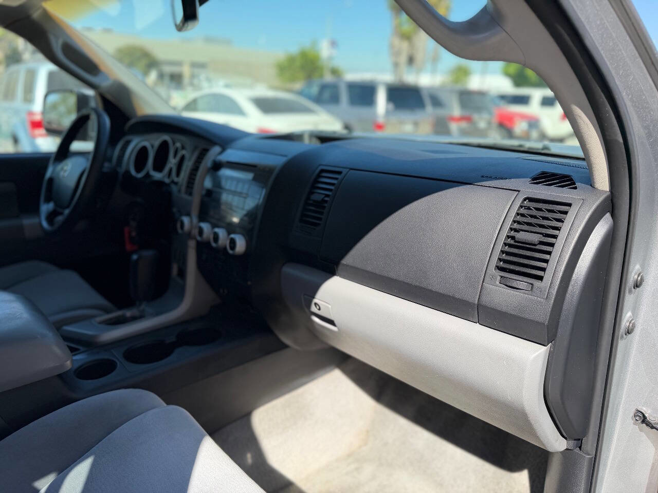 Used 2008 Toyota Sequoia SR5 image 22