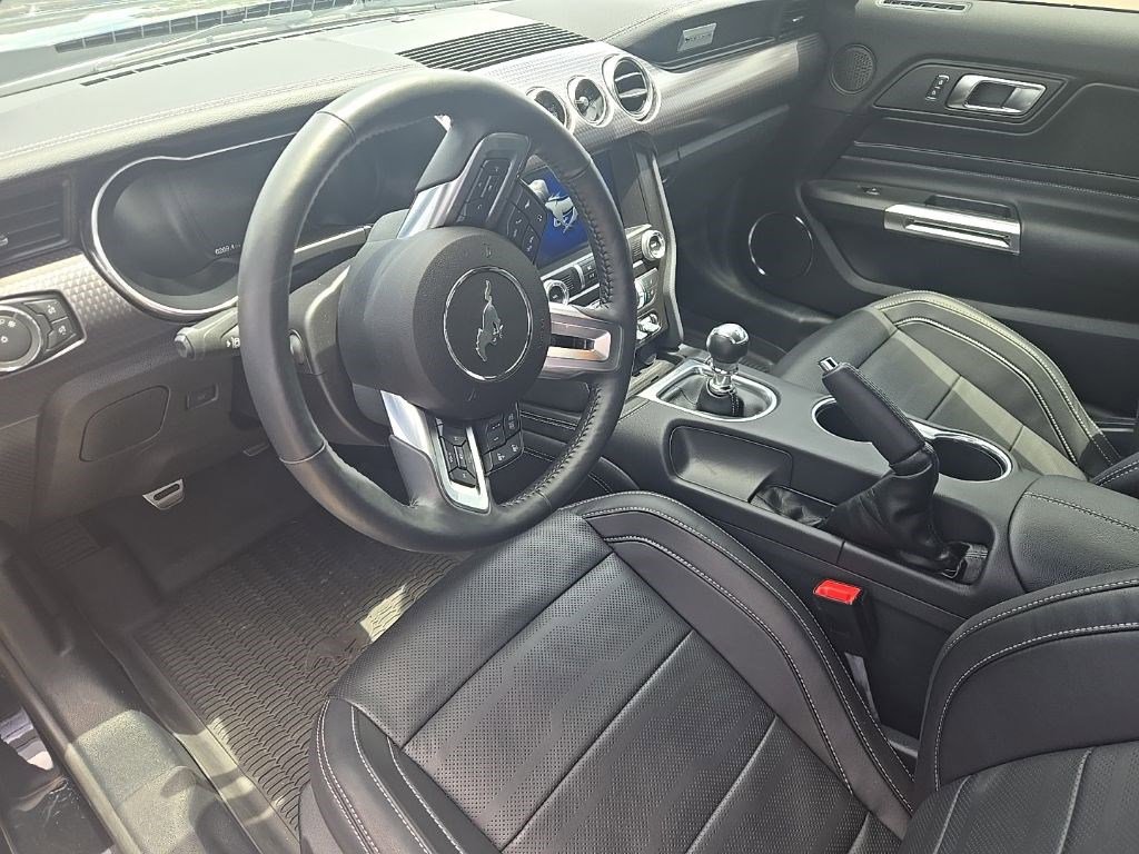 Used 2021 Ford Mustang GT Premium w/ GT Performance Package RWD image 21