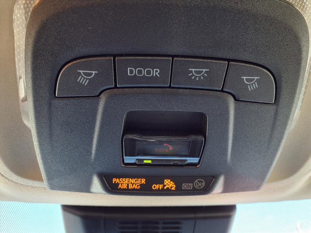 Used 2023 Toyota Corolla LE image 16