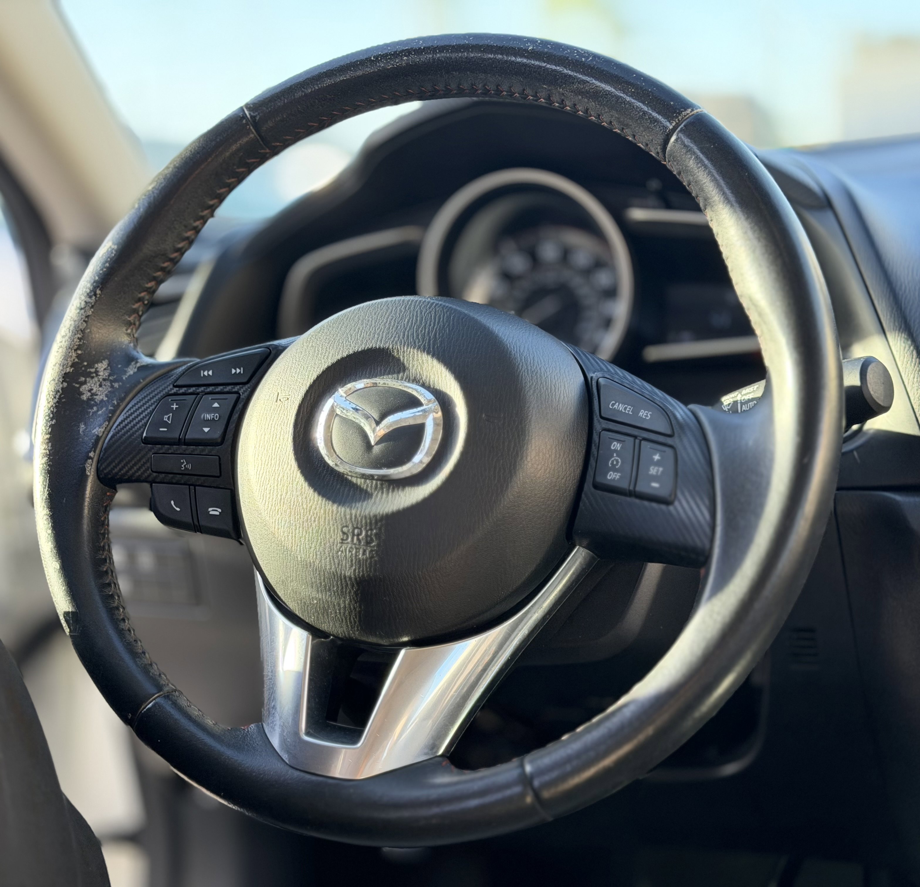 Used 2016 MAZDA MAZDA3 i Touring w/ Popular Equipment Package FWD image 23