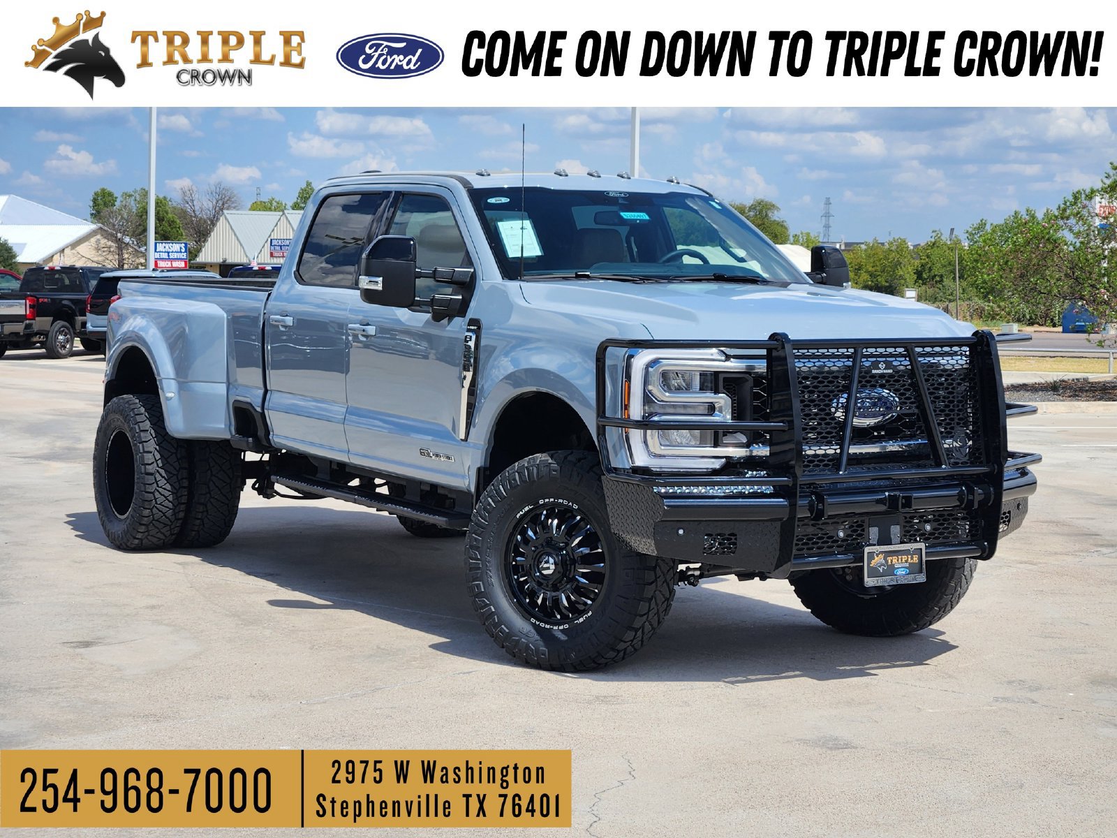 New 2026 Ford F350 Lariat w/ Lariat Premium Package