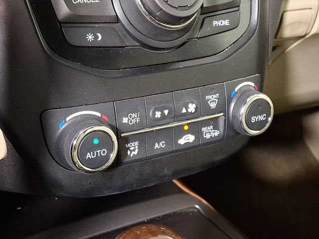 Used 2015 Acura RDX w/ Technology Package AWD/4WD image 18