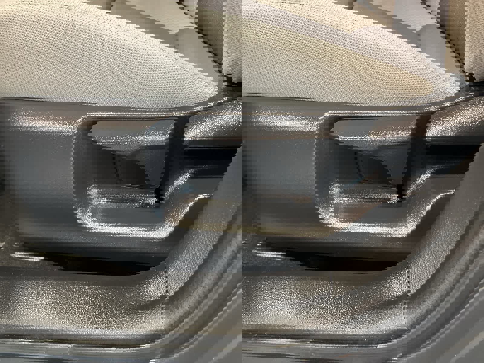 Used 2024 Toyota Corolla LE image 11