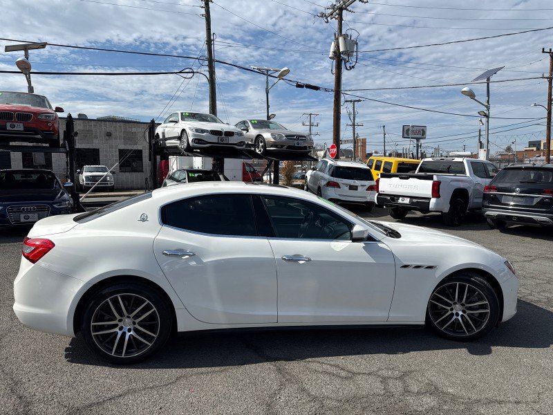 Used 2018 Maserati Ghibli image 6