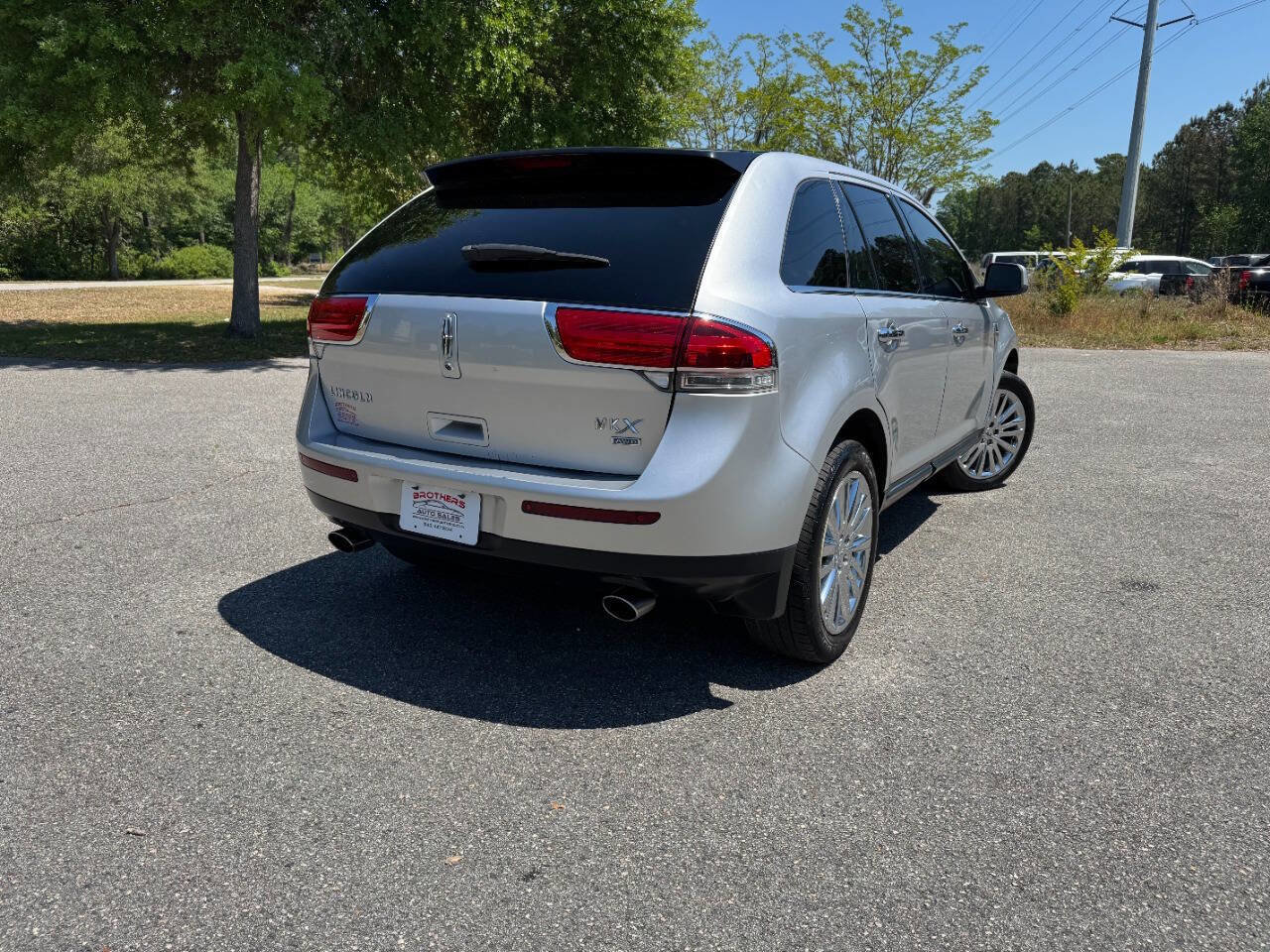 Used 2011 Lincoln MKX AWD w/ 102A Rapid Spec Order Code image 37