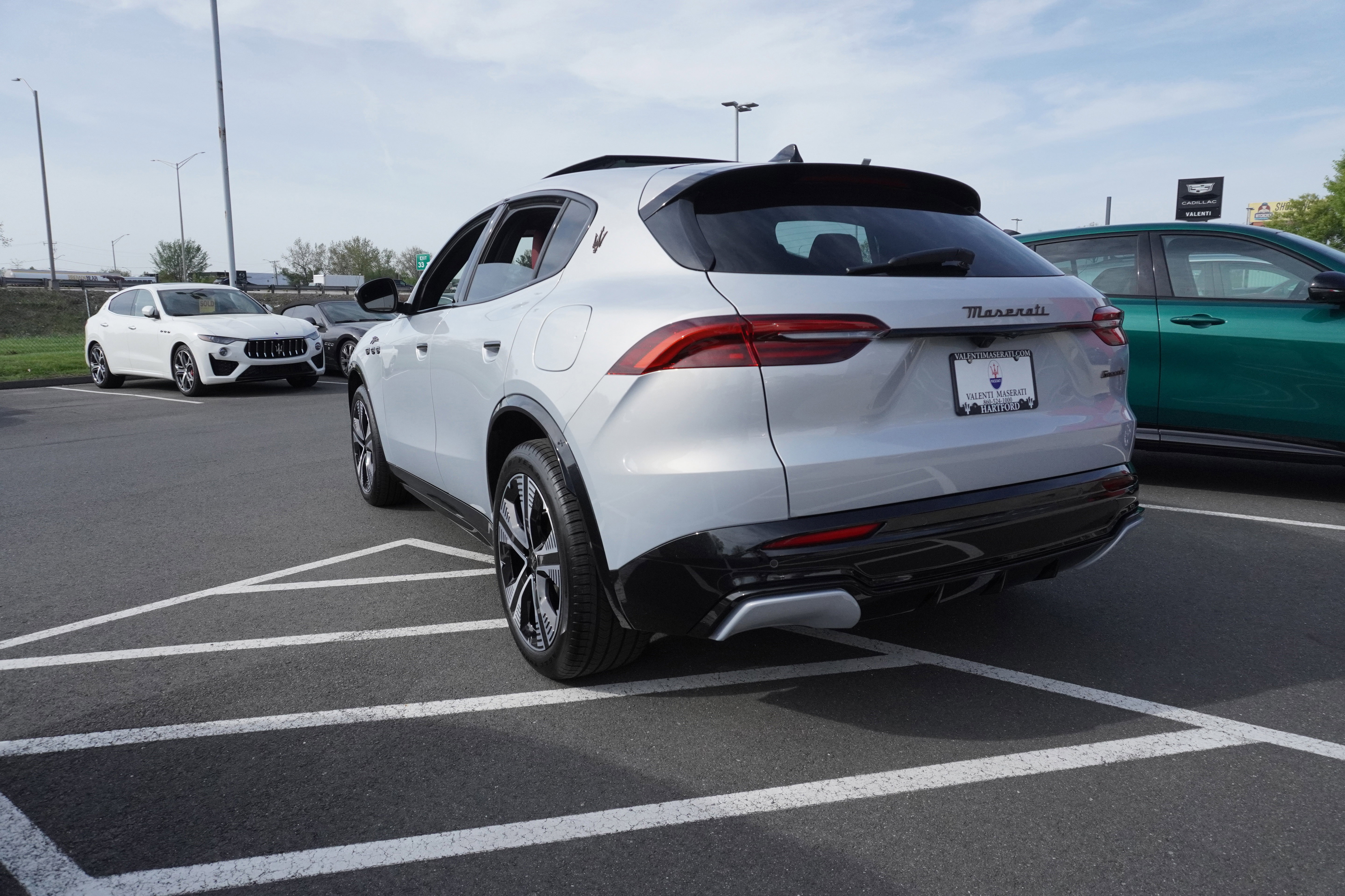 New 2025 Maserati Grecale Folgore image 9