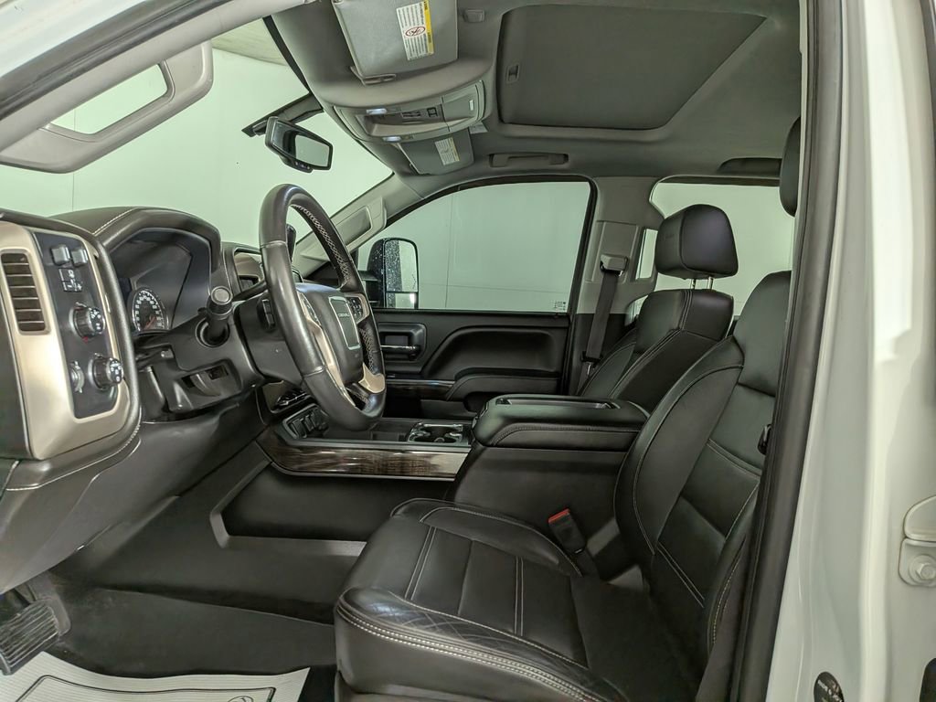 Used 2015 GMC Sierra 2500 Denali image 16