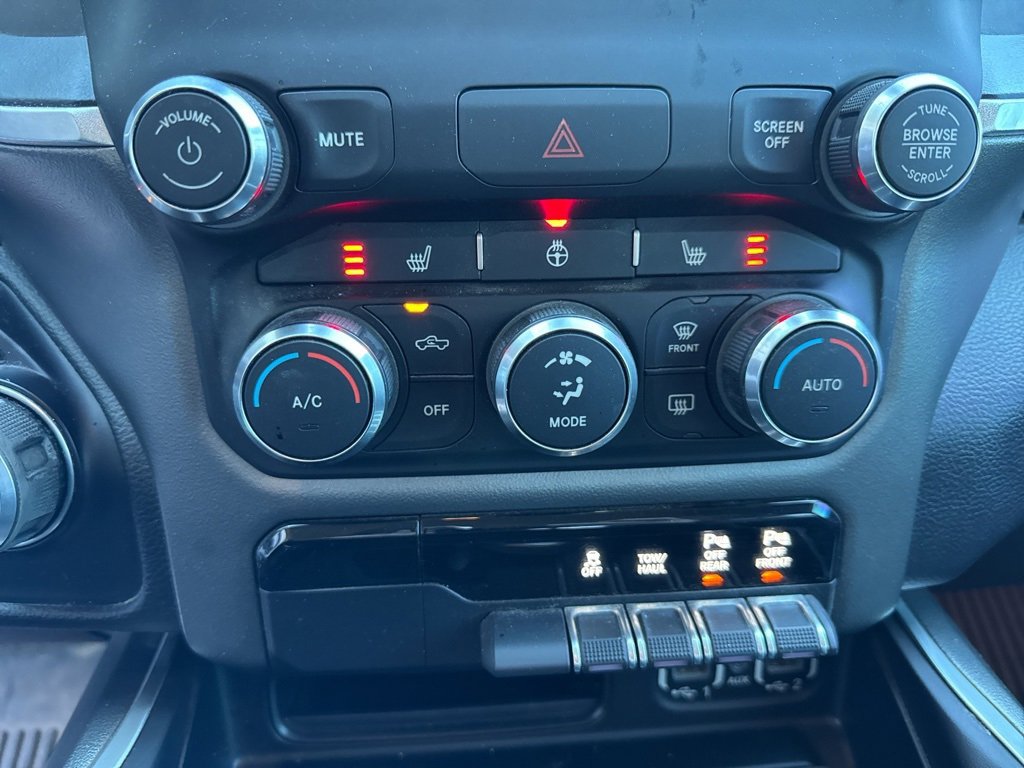 Used 2020 RAM 1500 Big Horn image 13