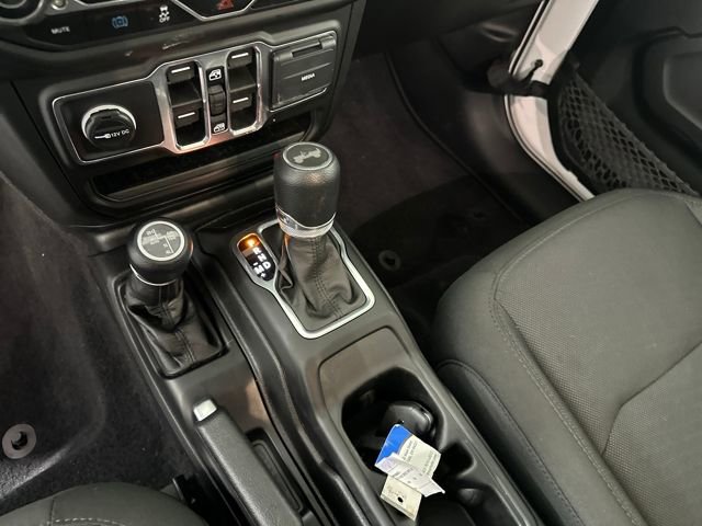 Used 2023 Jeep Wrangler Unlimited w/ Cold Weather Group image 20