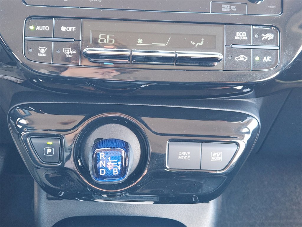 Used 2017 Toyota Prius Four Touring image 14