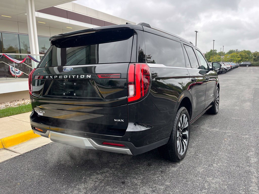 Used 2025 Ford Expedition Max Platinum w/ Driver's Package AWD/4WD image 9