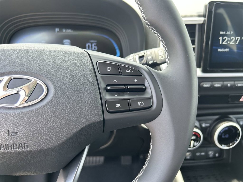 New 2025 Hyundai Venue Limited image 26