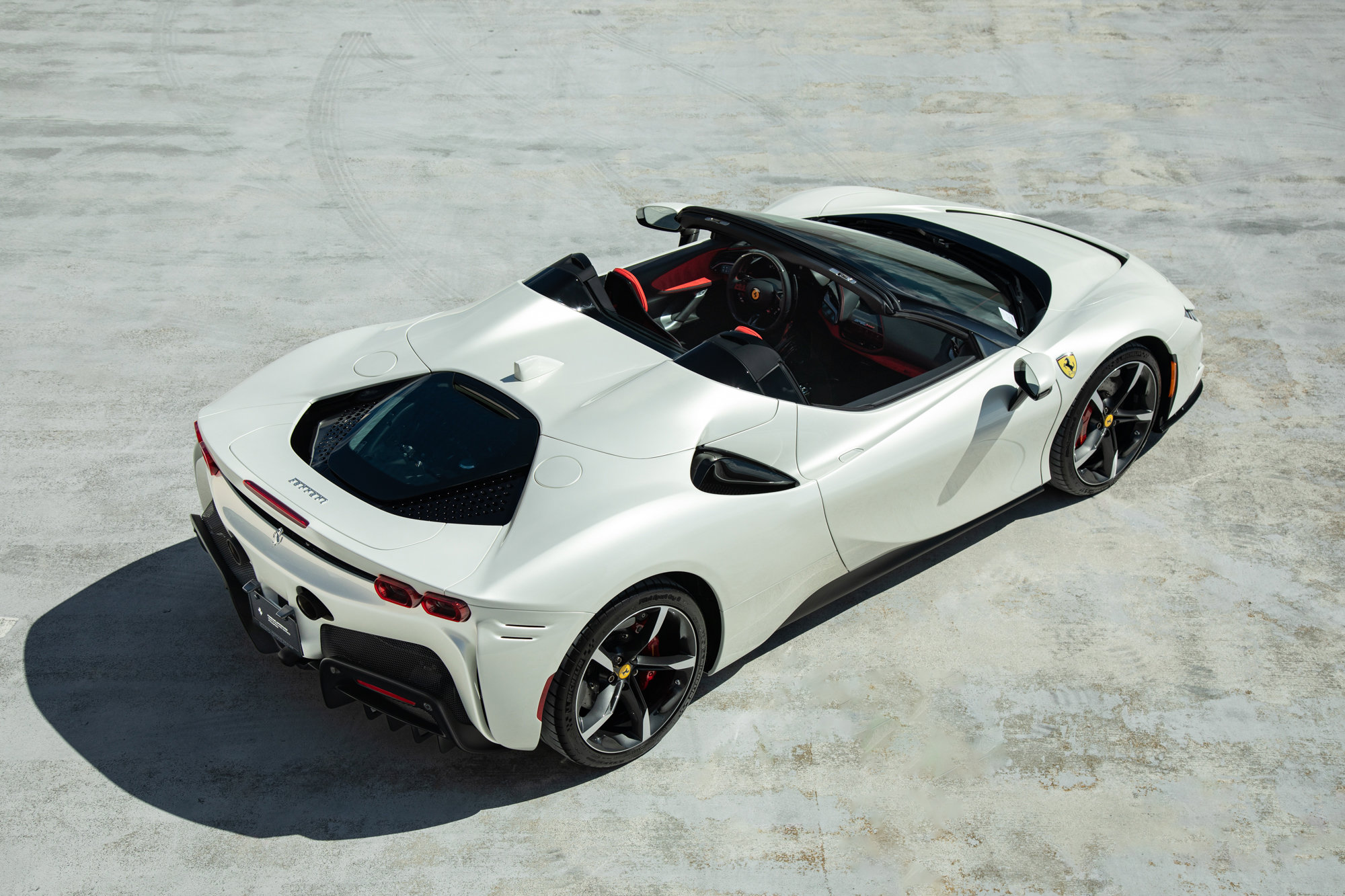 Certified 2025 Ferrari SF90 Spider image 15