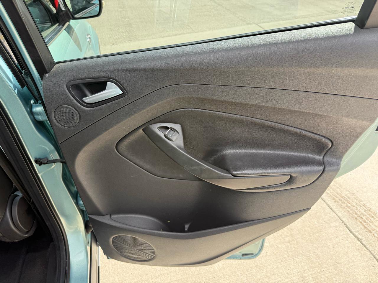 Used 2013 Ford Escape SEL image 19