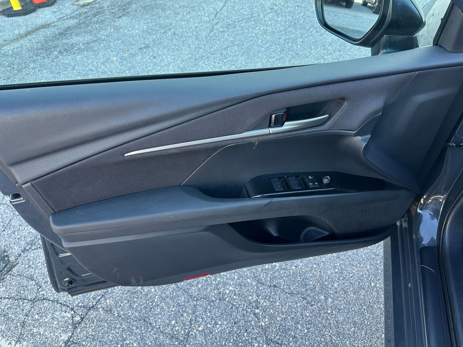 Used 2025 Toyota Camry LE image 20