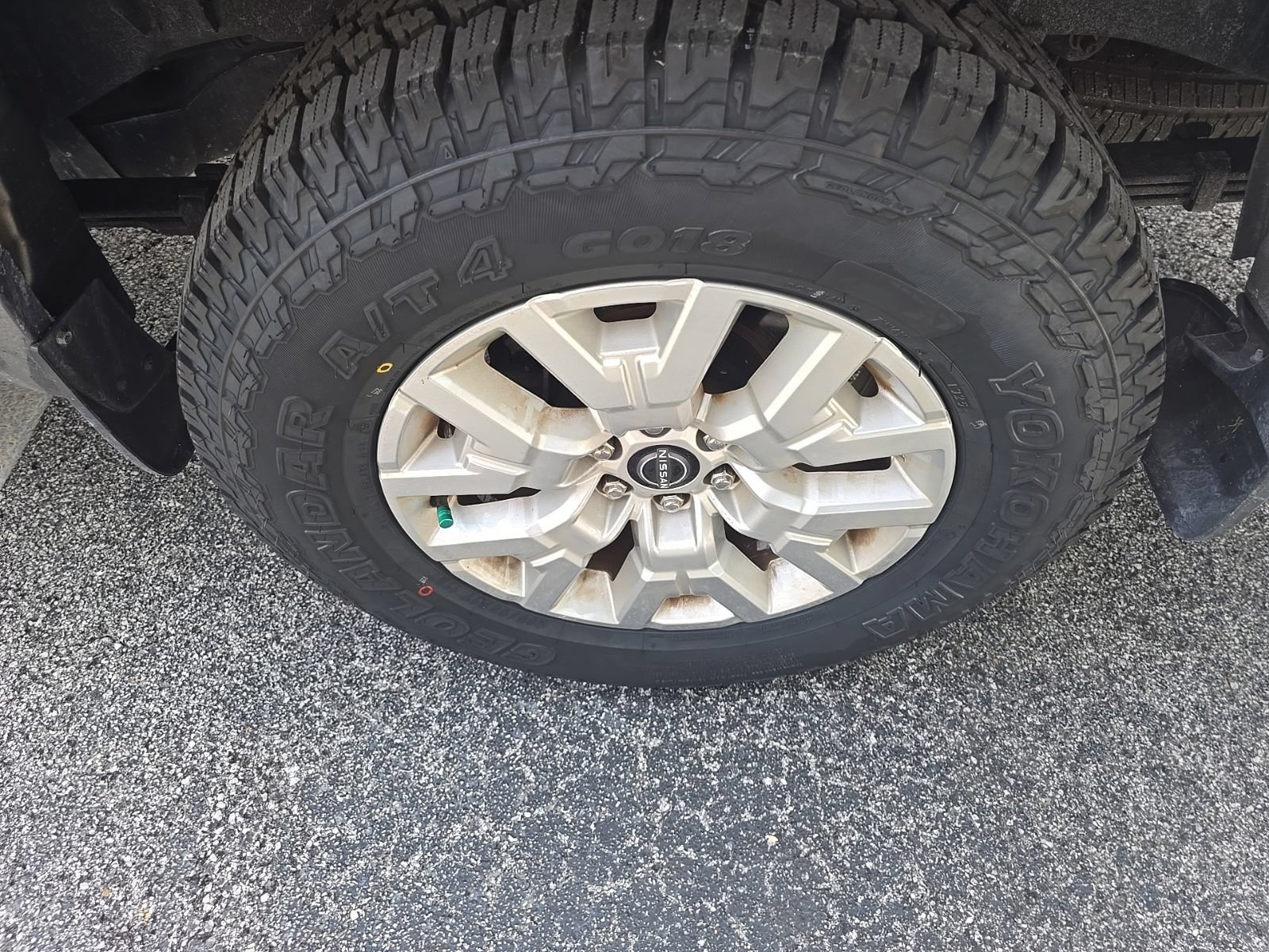 Used 2022 Nissan Frontier SV AWD/4WD image 4