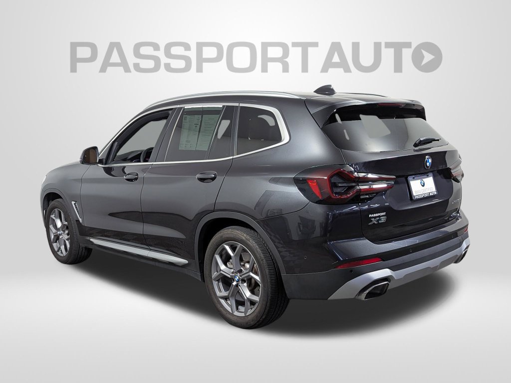 Used 2023 BMW X3 xDrive30i w/ Premium Package AWD/4WD image 3