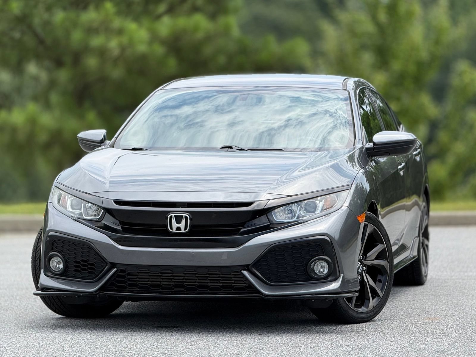 Used 2018 Honda Civic Sport image 2