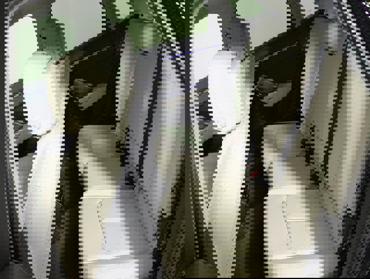 Used 2024 Audi Q3 2.0T Premium Plus image 22