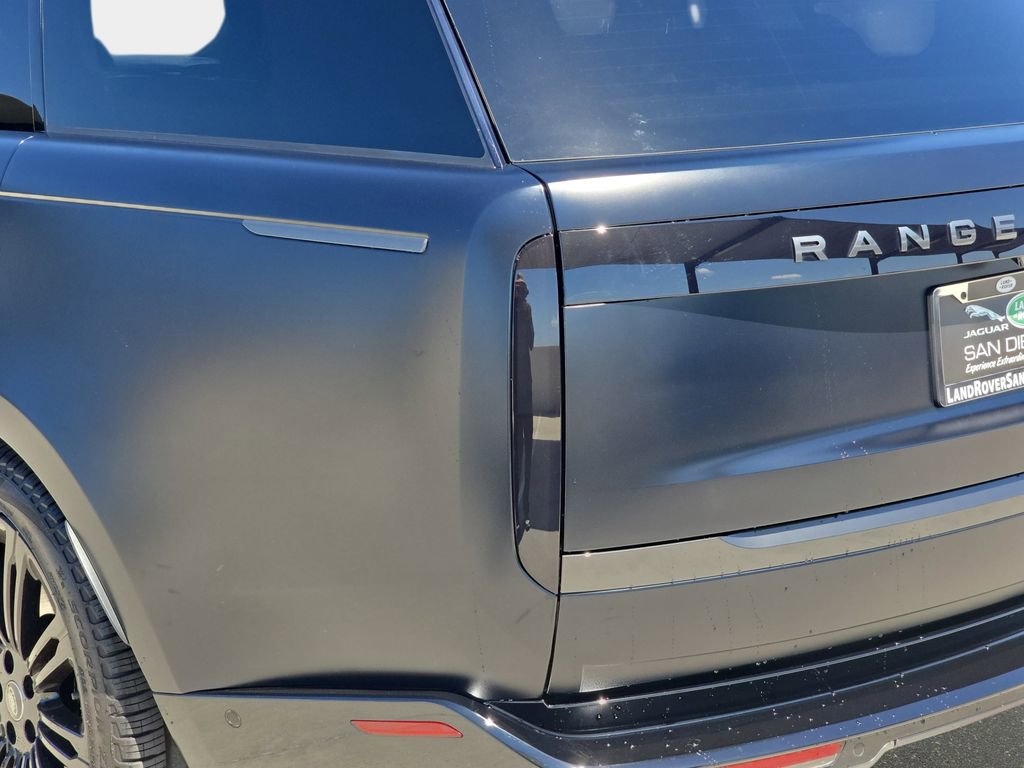 Certified 2023 Land Rover Range Rover SE AWD/4WD image 37