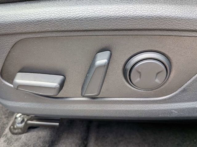 Used 2025 Kia Sportage EX w/ EX Premium Package image 17