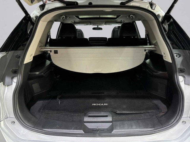 Used 2016 Nissan Rogue SL w/ SL Premium Package image 72